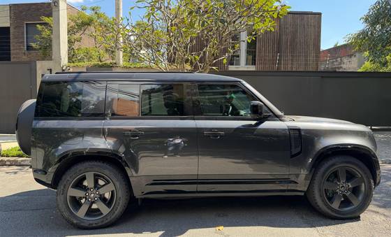 LAND ROVER DEFENDER 3.0 D300 TURBO DIESEL MHEV 110 X-DYNAMIC HSE AWD AUTOMÁTICO